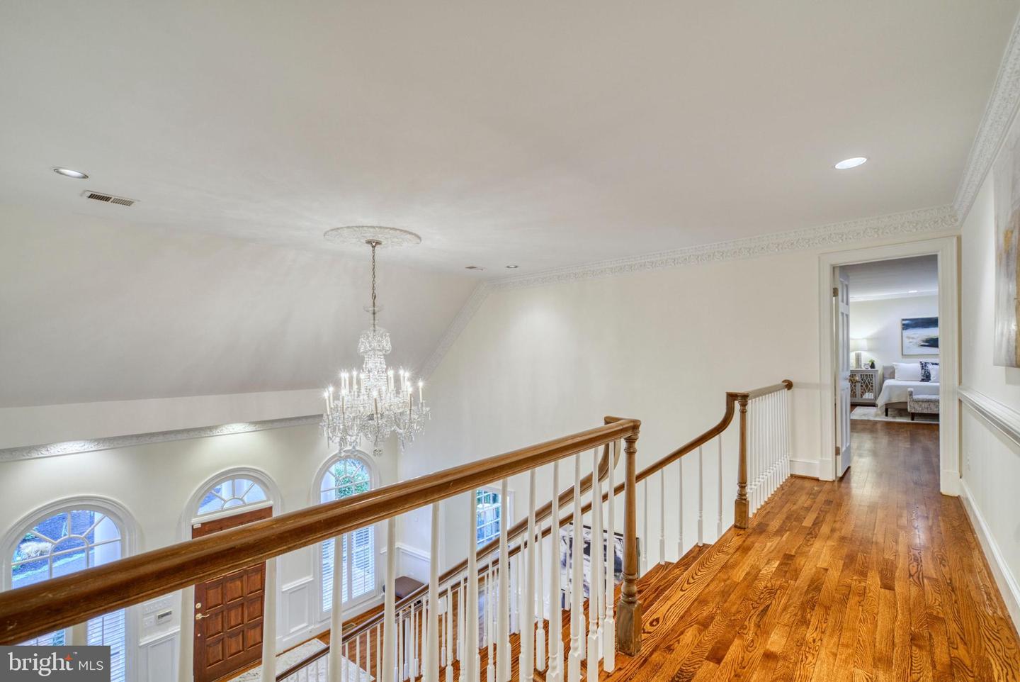 718 Potomac Knolls Dr