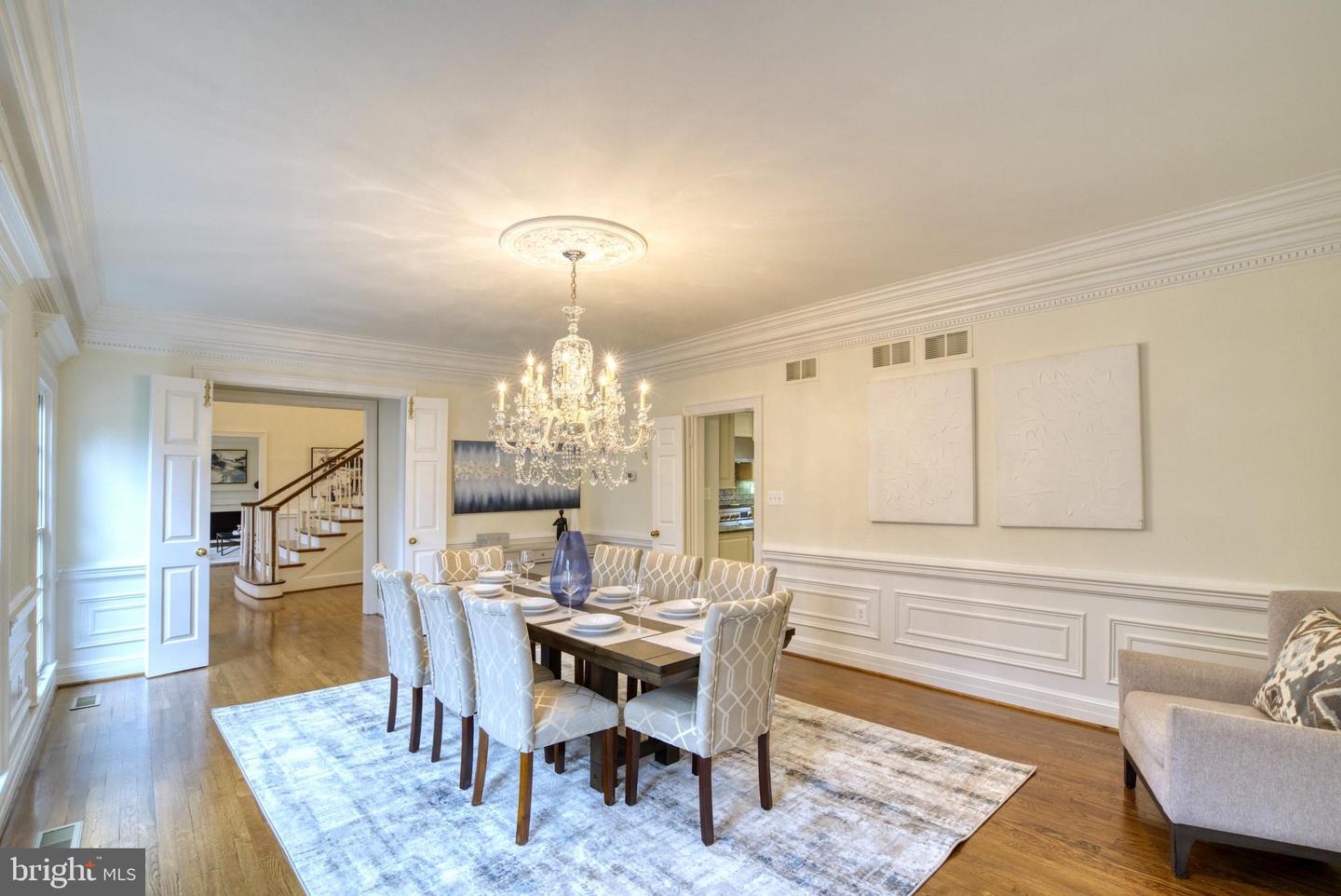 718 Potomac Knolls Dr