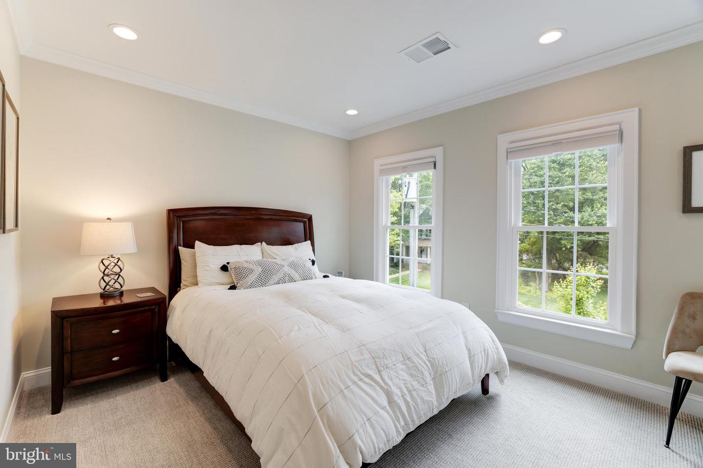 1405 Buena Vista Ave