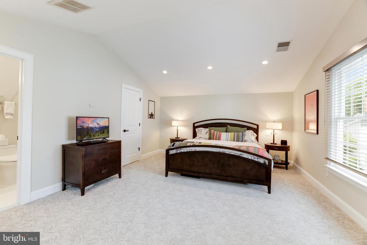 1405 Buena Vista Ave