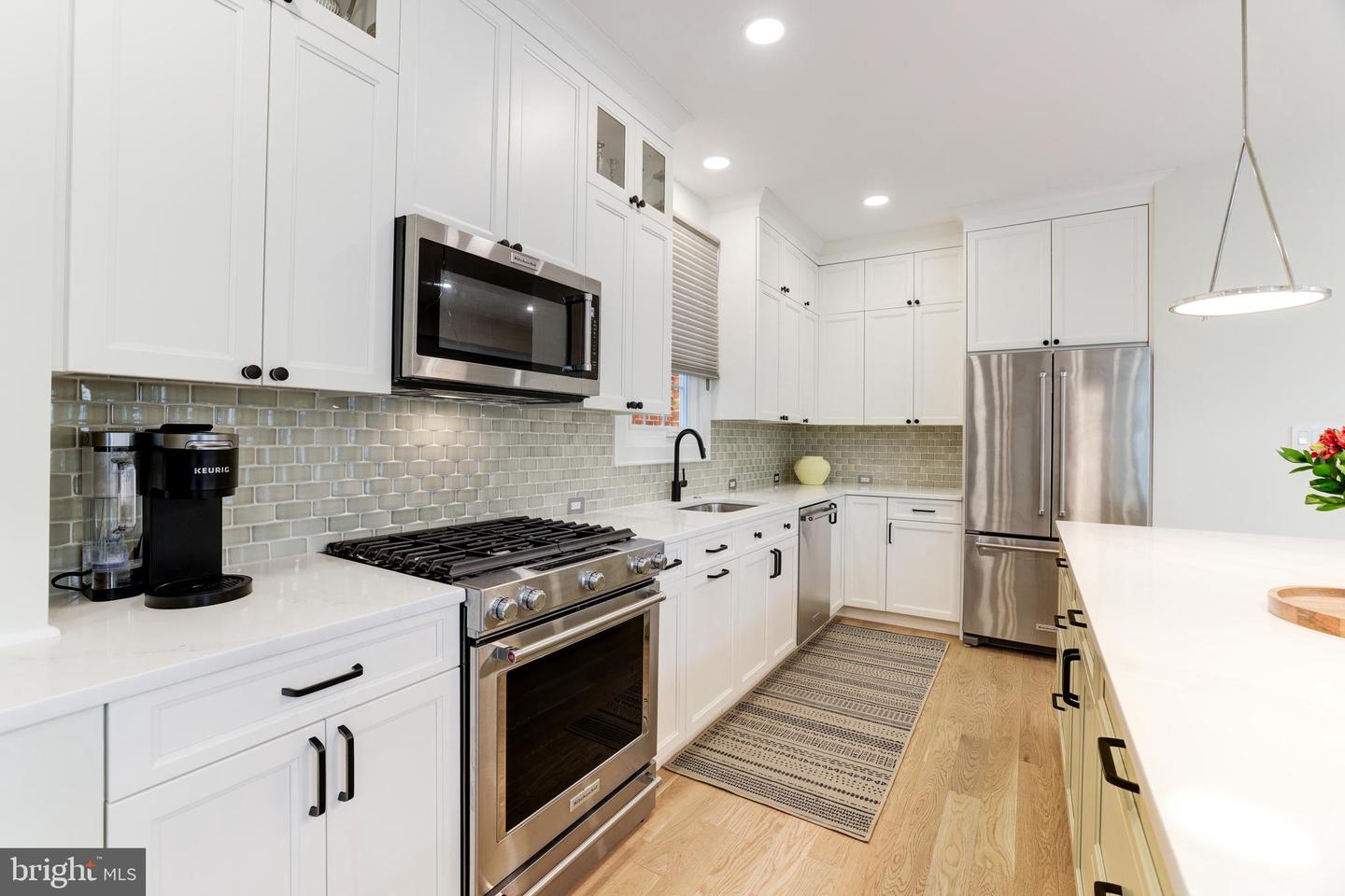 1405 Buena Vista Ave