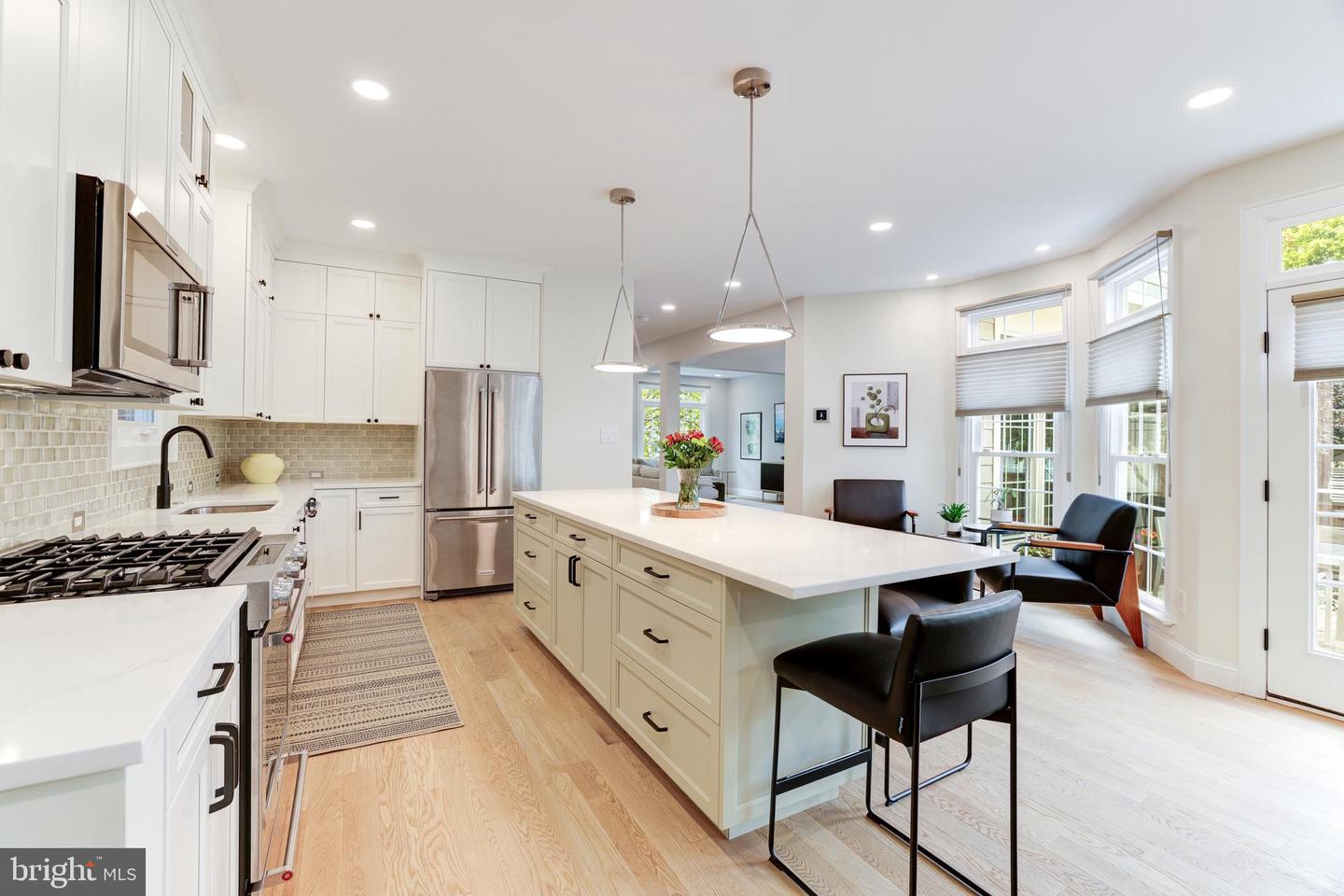 1405 Buena Vista Ave