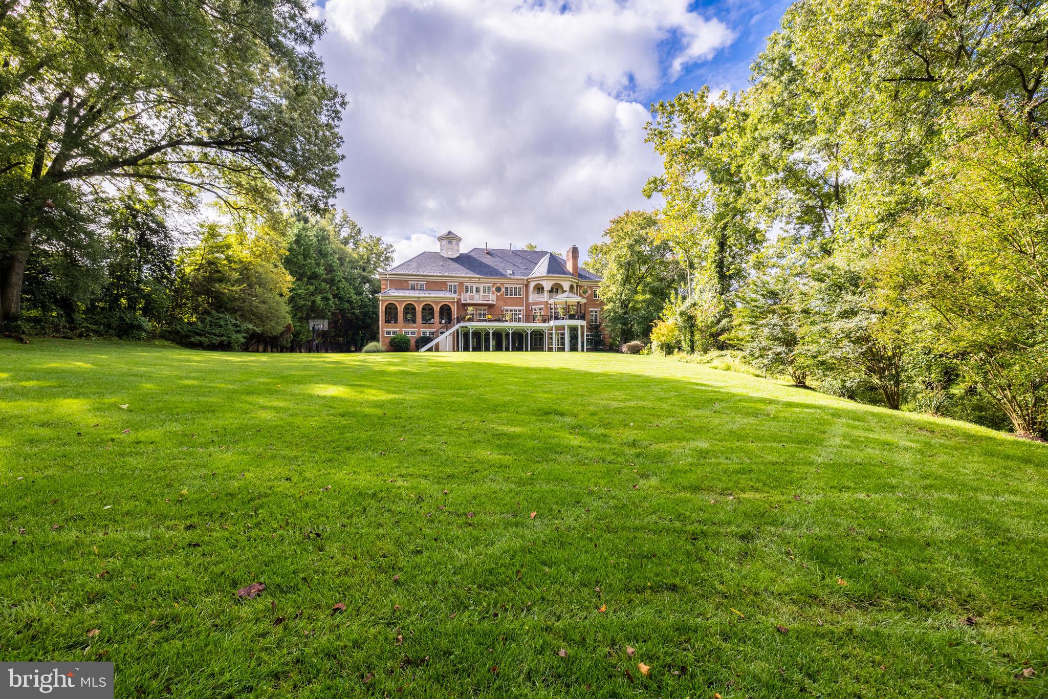 6832 Georgetown Pike