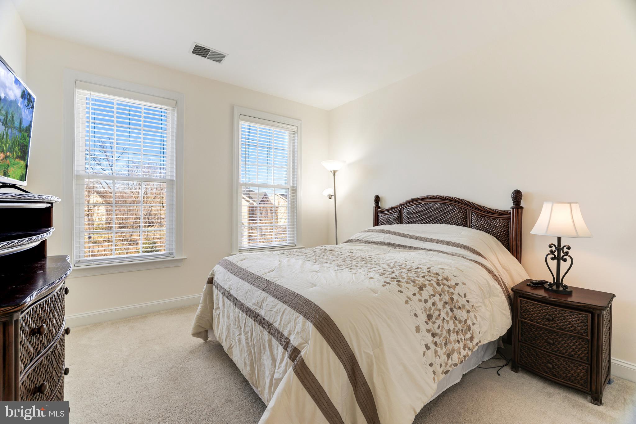 2343 Brittany Parc Dr