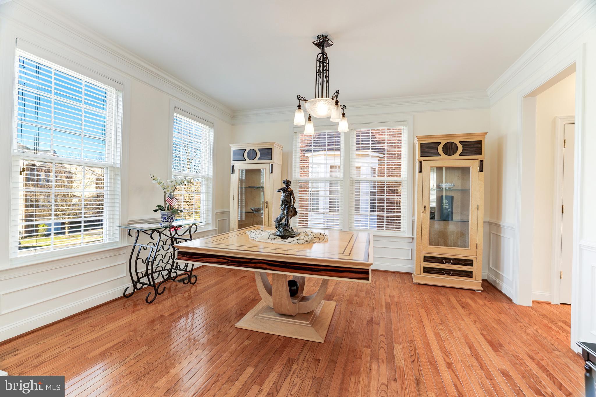 2343 Brittany Parc Dr