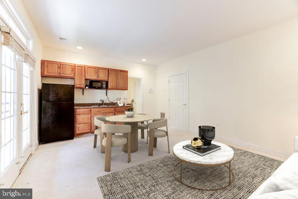 2343 Brittany Parc Dr