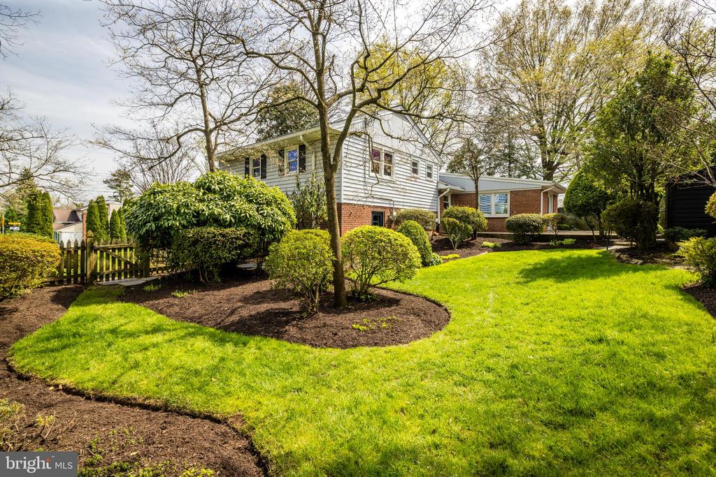 7024 SANTA MARIA CT