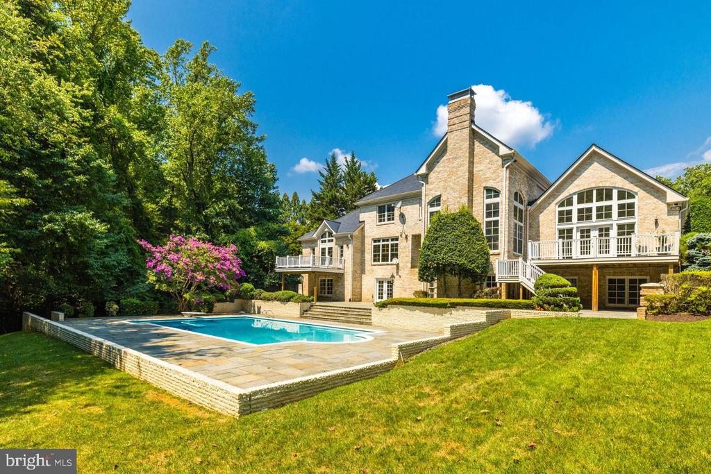 8409 Brookewood Ct