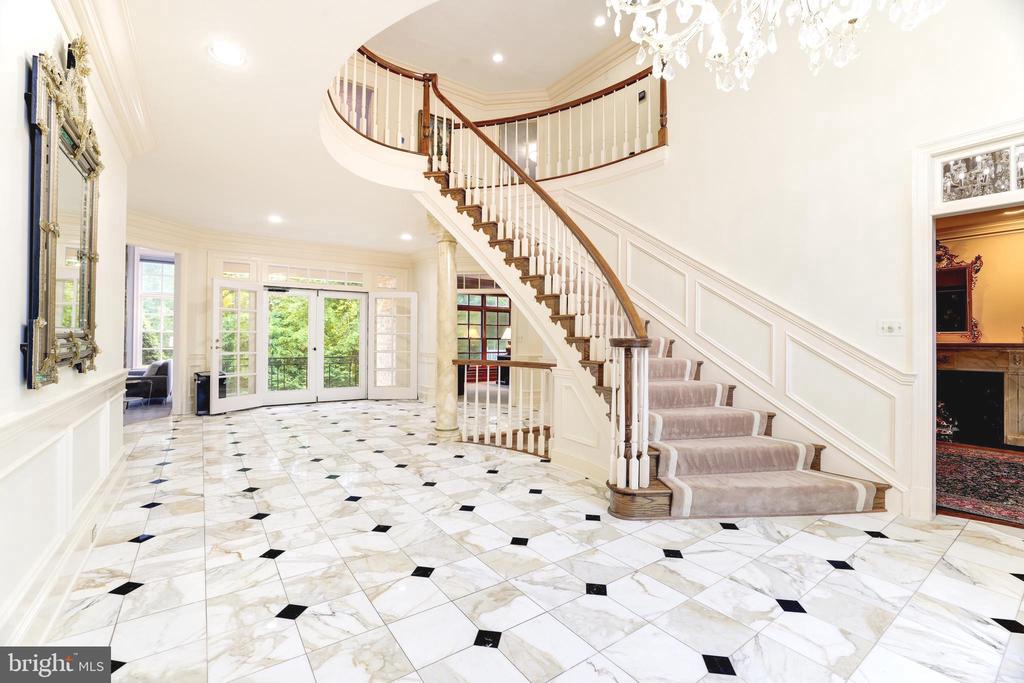 8409 Brookewood Ct