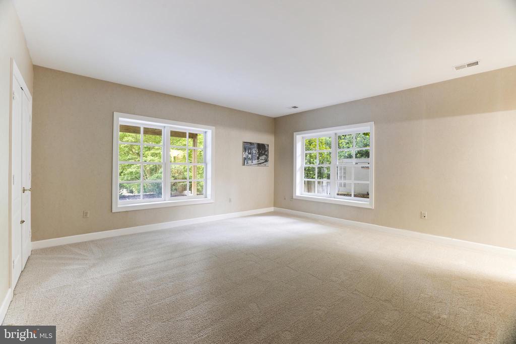 8409 Brookewood Ct