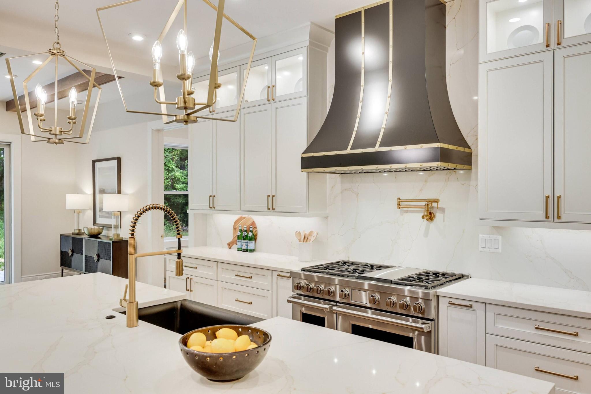 1278 Ballantrae Farm Dr