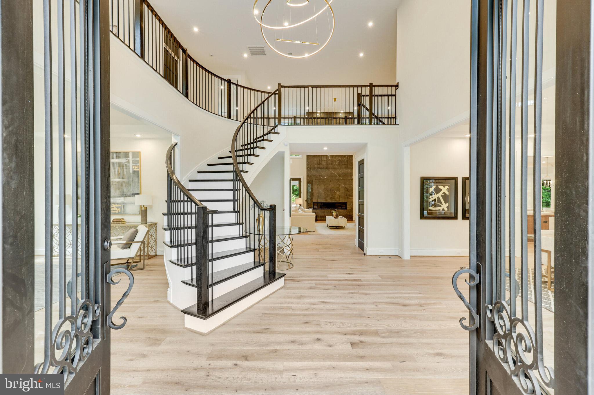 1278 Ballantrae Farm Dr