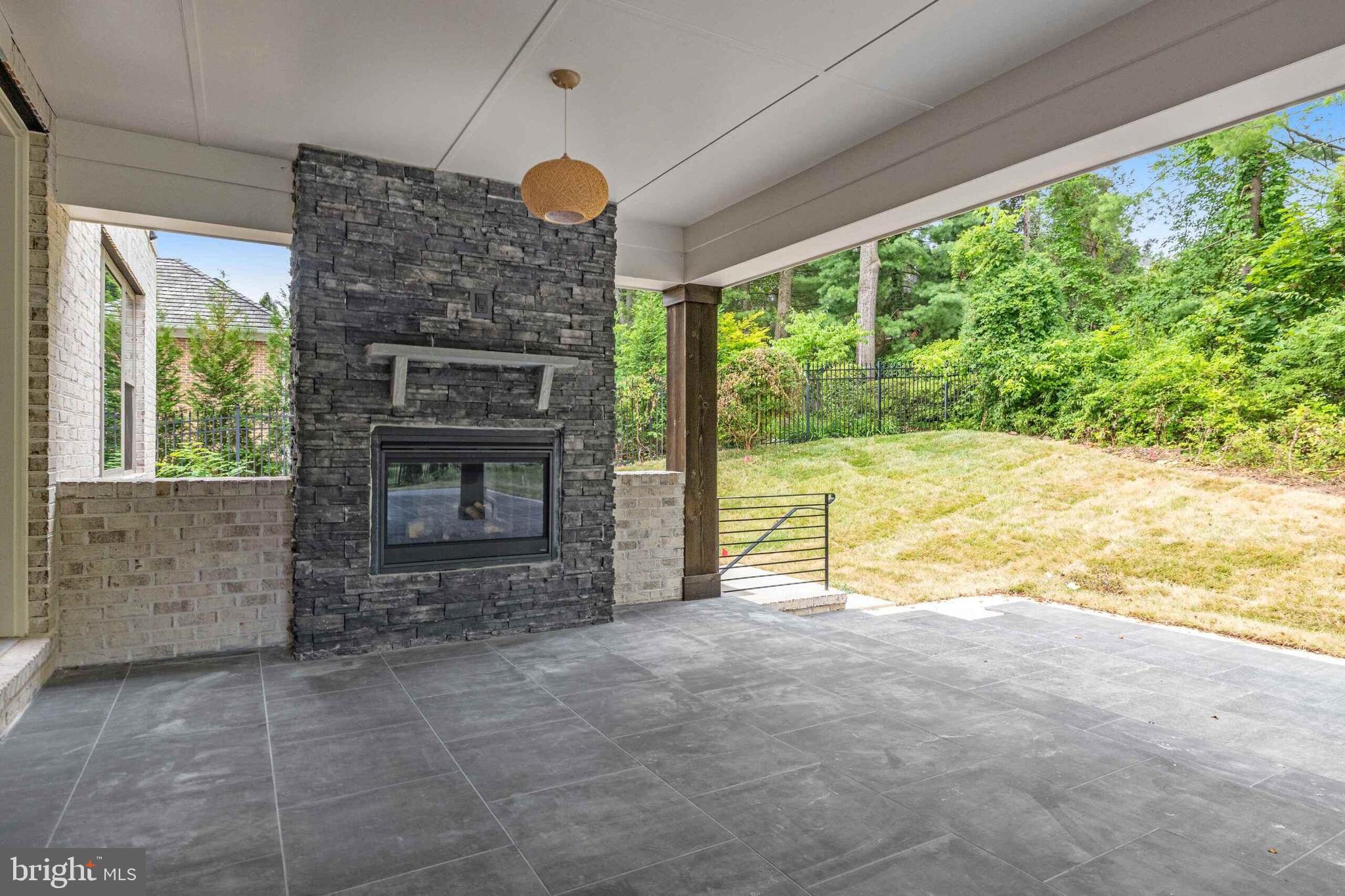 1278 Ballantrae Farm Dr