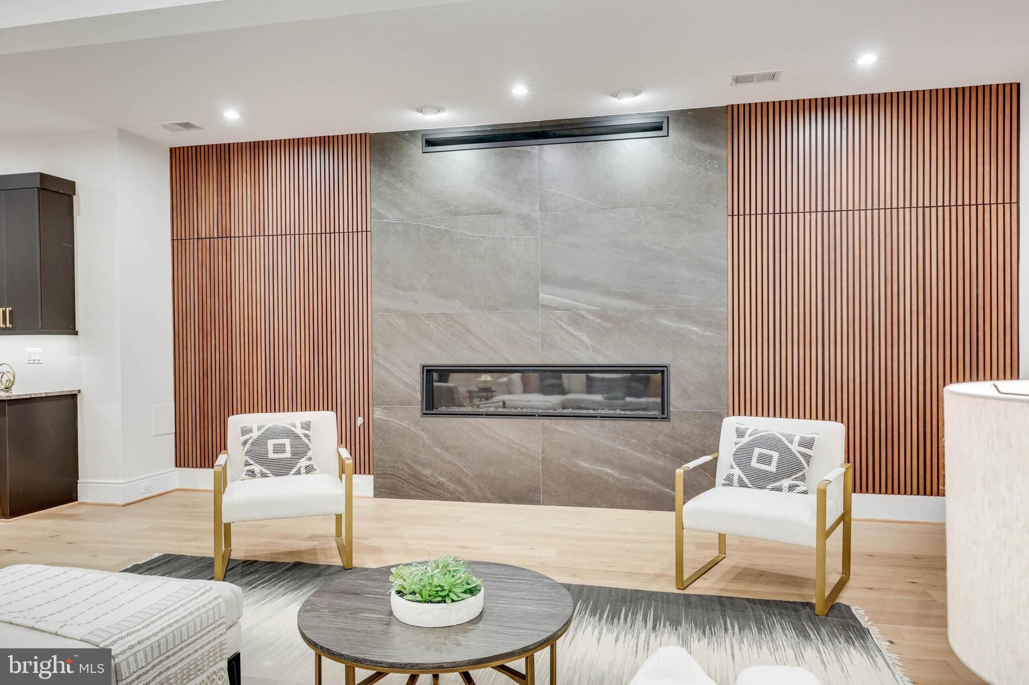 1278 Ballantrae Farm Dr