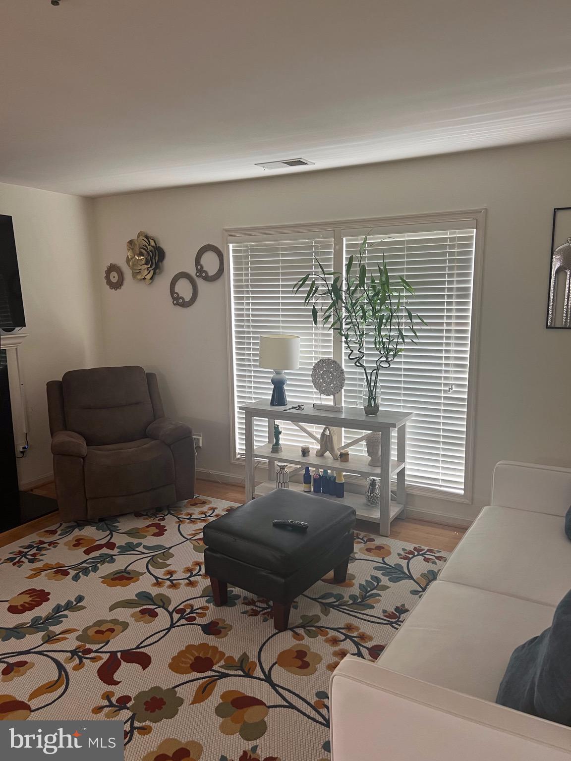 3176 Summit Square Dr #4-C2