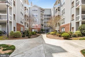 3176 Summit Square Dr #4-C2