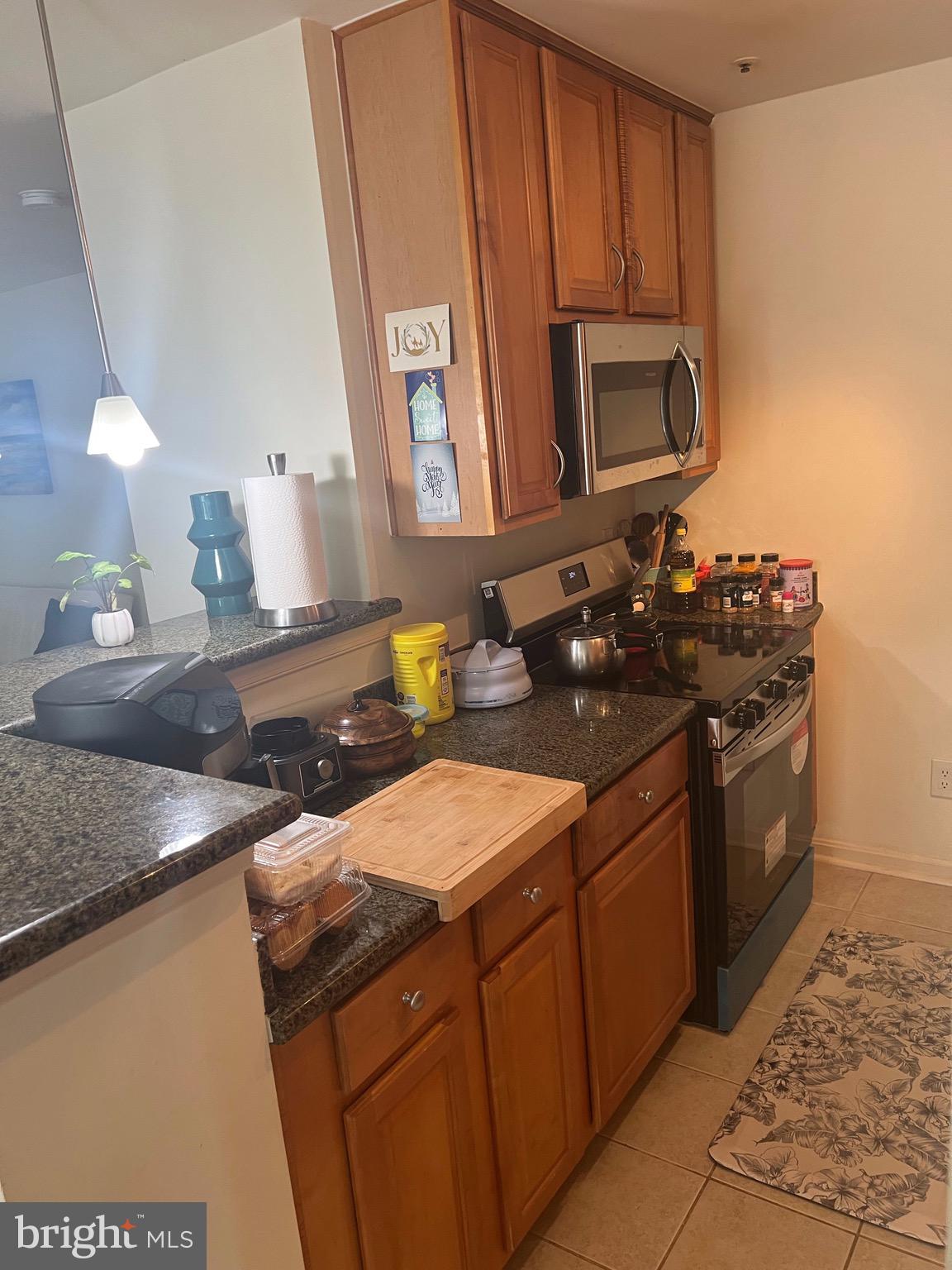 3176 Summit Square Dr #4-C2