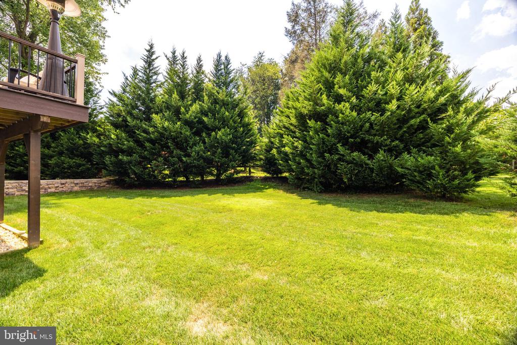 8105 Falstaff Rd