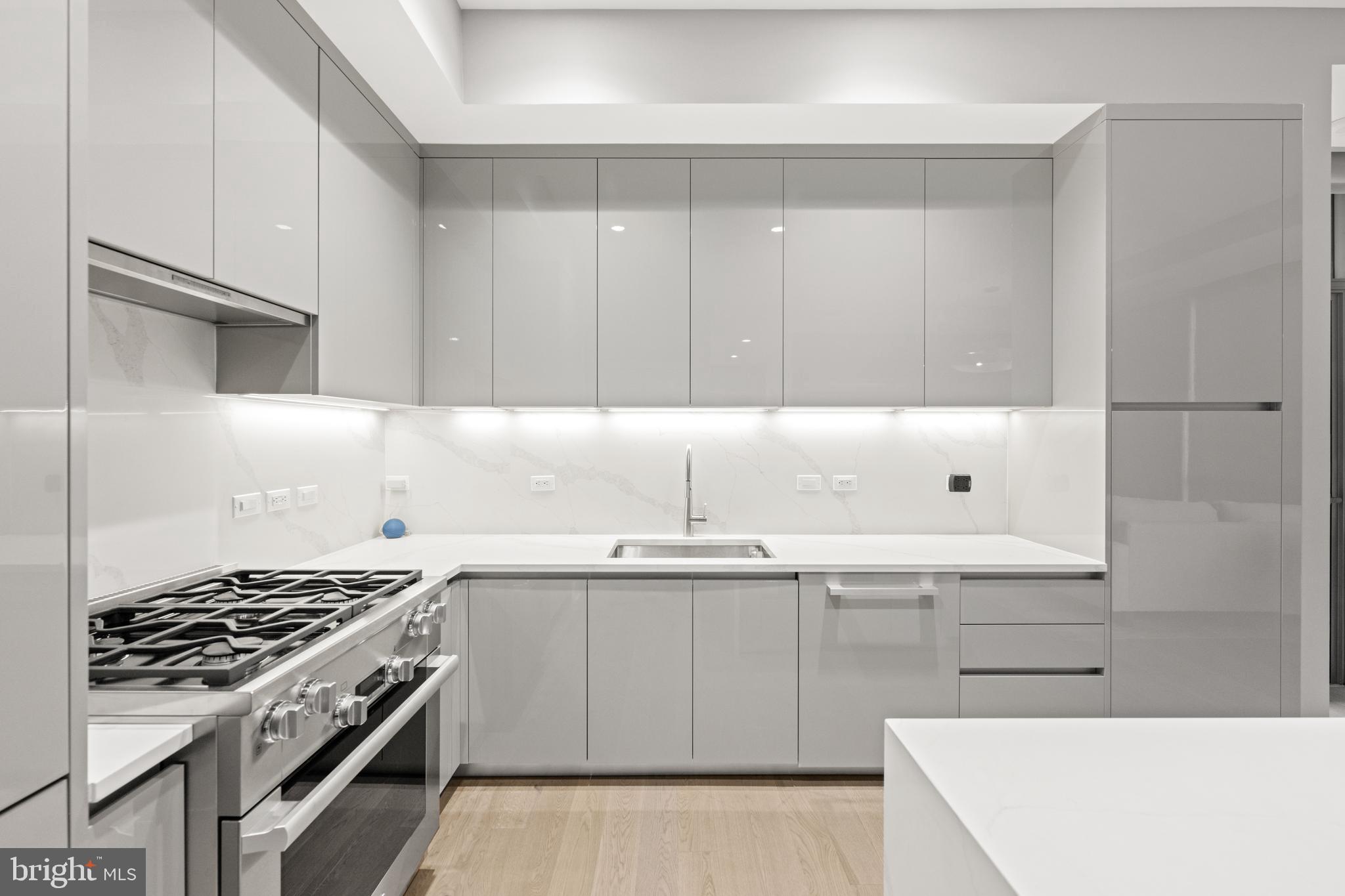 7887 Jones Branch Dr #1006