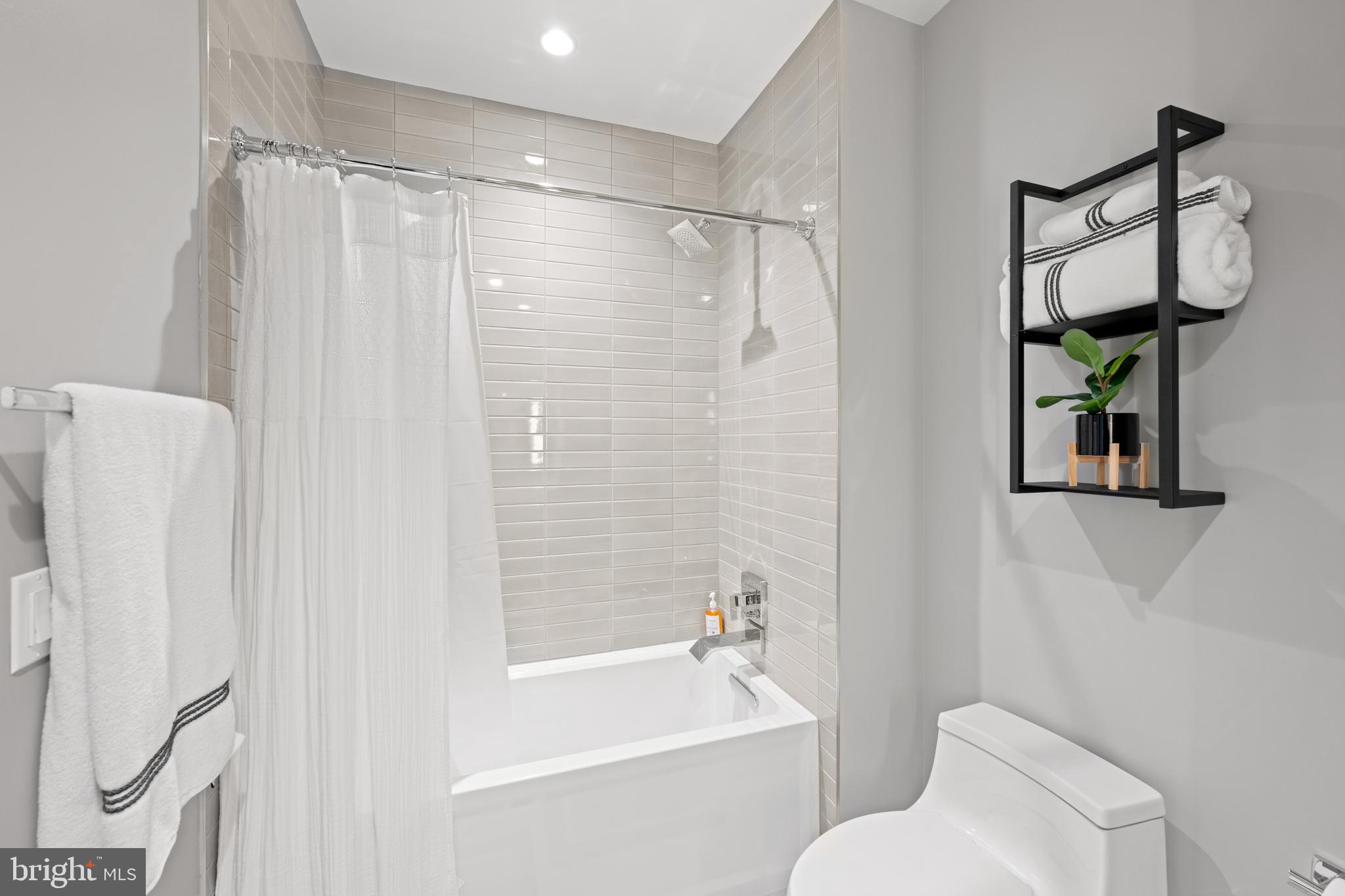 7887 Jones Branch Dr #1006