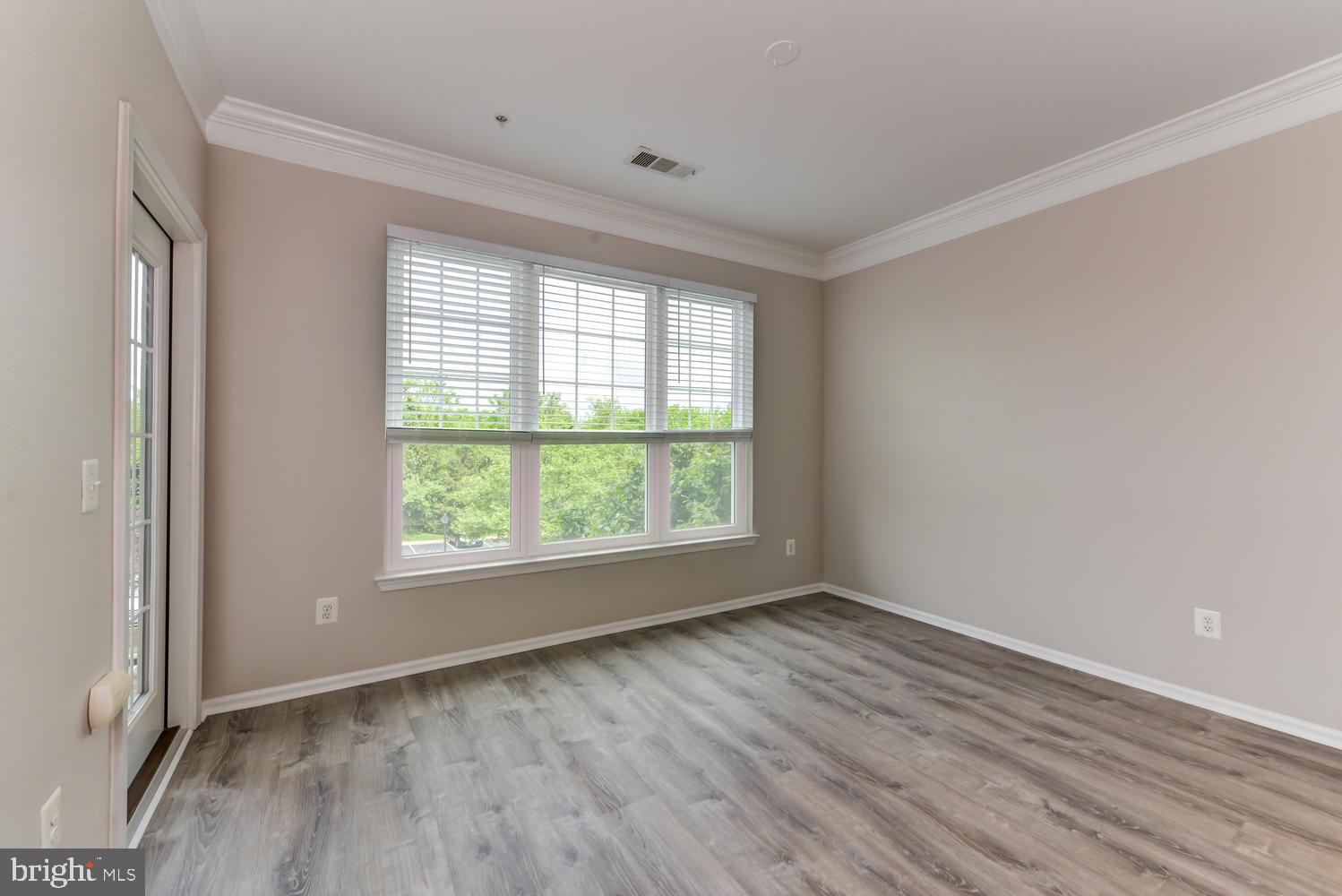 1530 Spring Gate Dr #9307