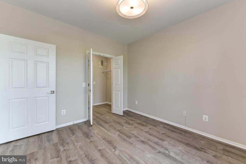 1530 Spring Gate Dr #9307