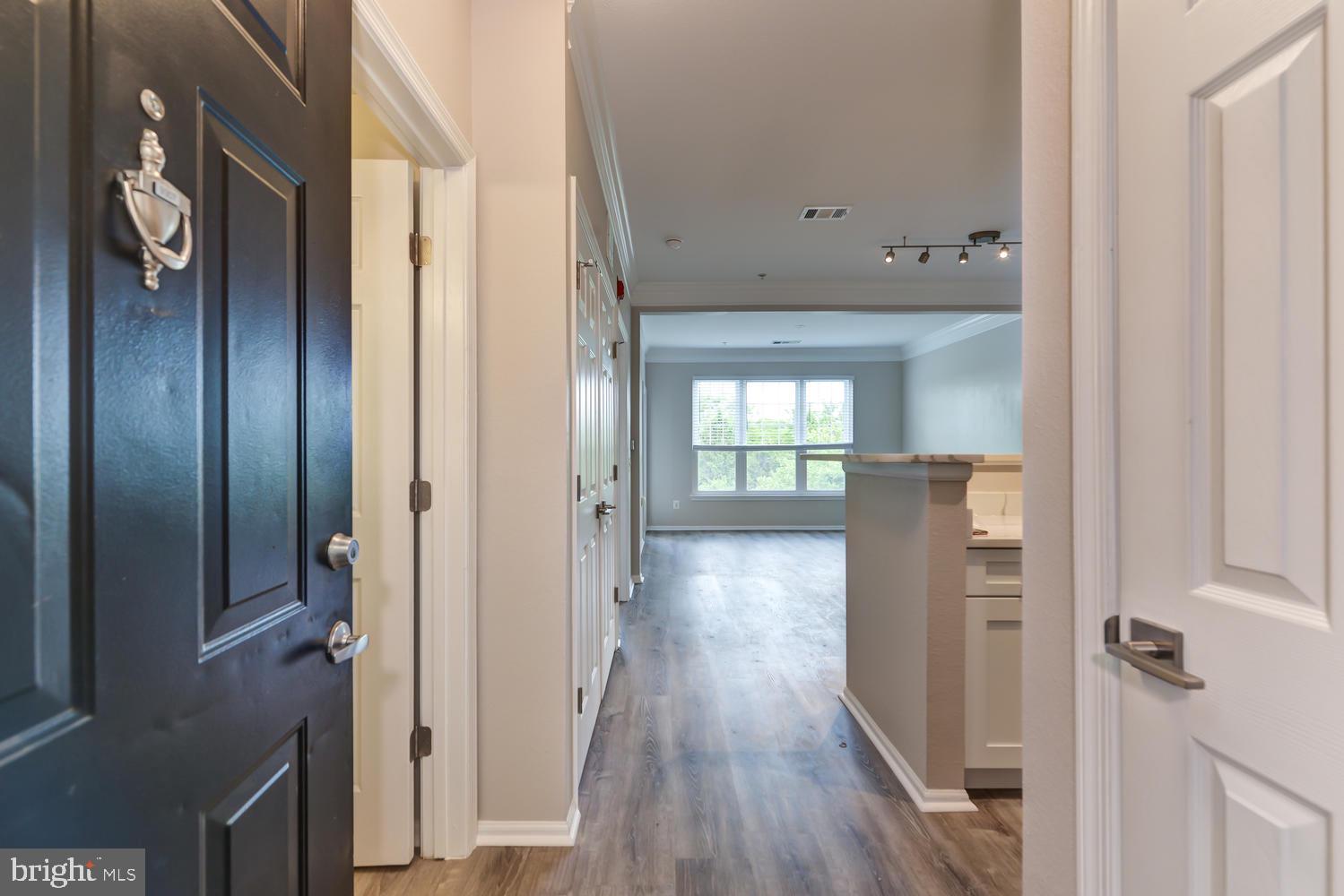 1530 Spring Gate Dr #9307