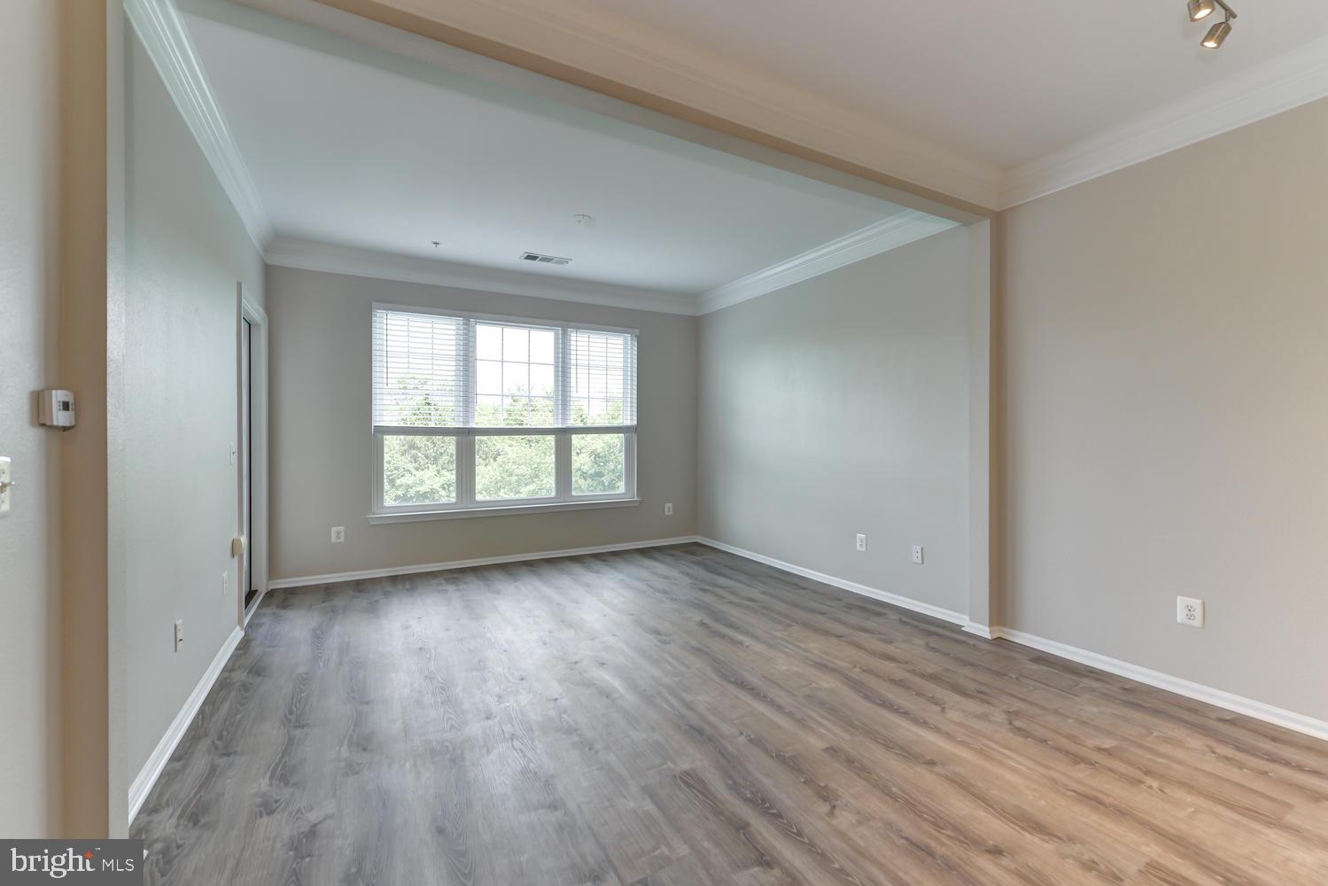 1530 Spring Gate Dr #9307