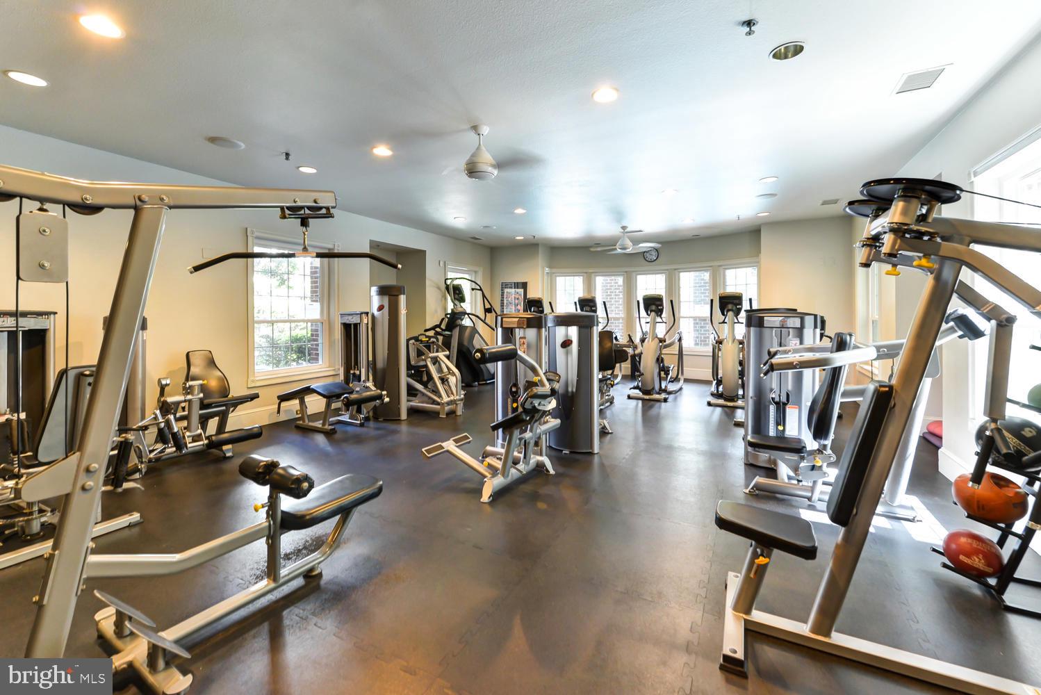 1530 Spring Gate Dr #9307