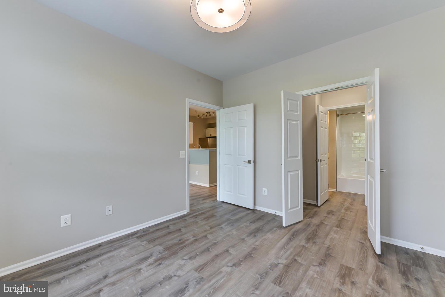 1530 Spring Gate Dr #9307