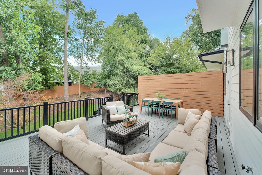 6226 KELLOGG DRIVE
