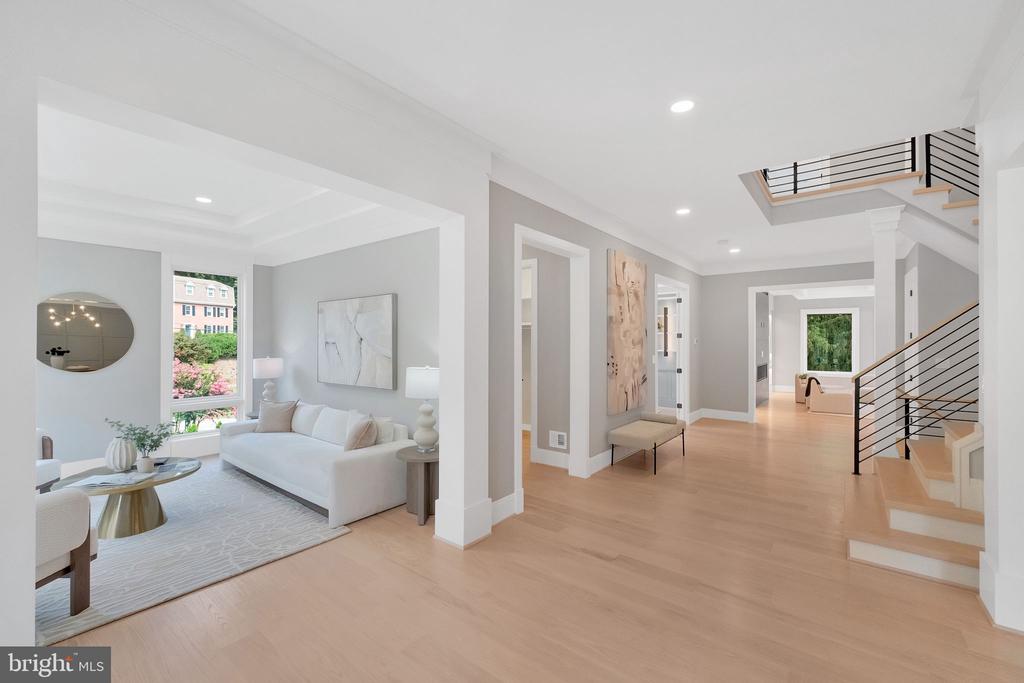 6226 KELLOGG DRIVE