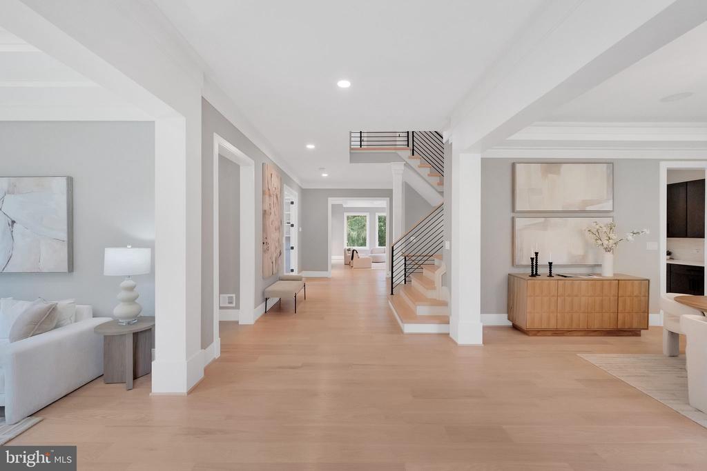 6226 KELLOGG DRIVE