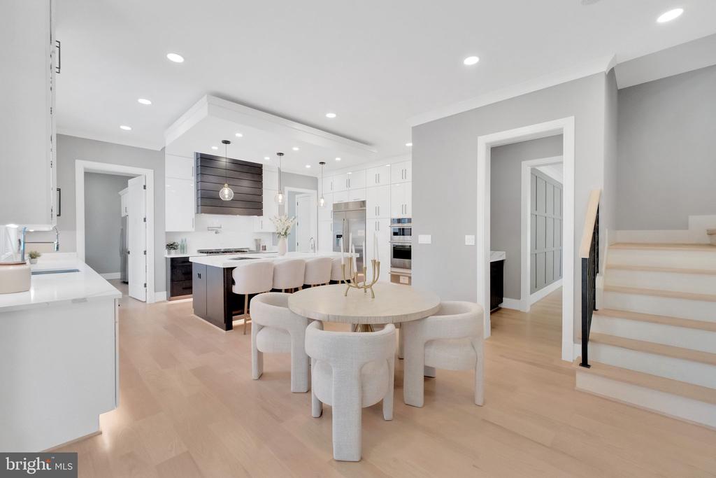 6226 KELLOGG DRIVE