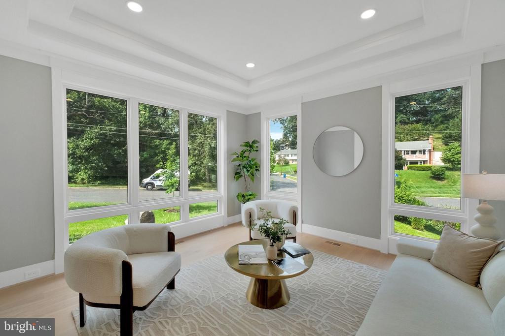 6226 KELLOGG DRIVE