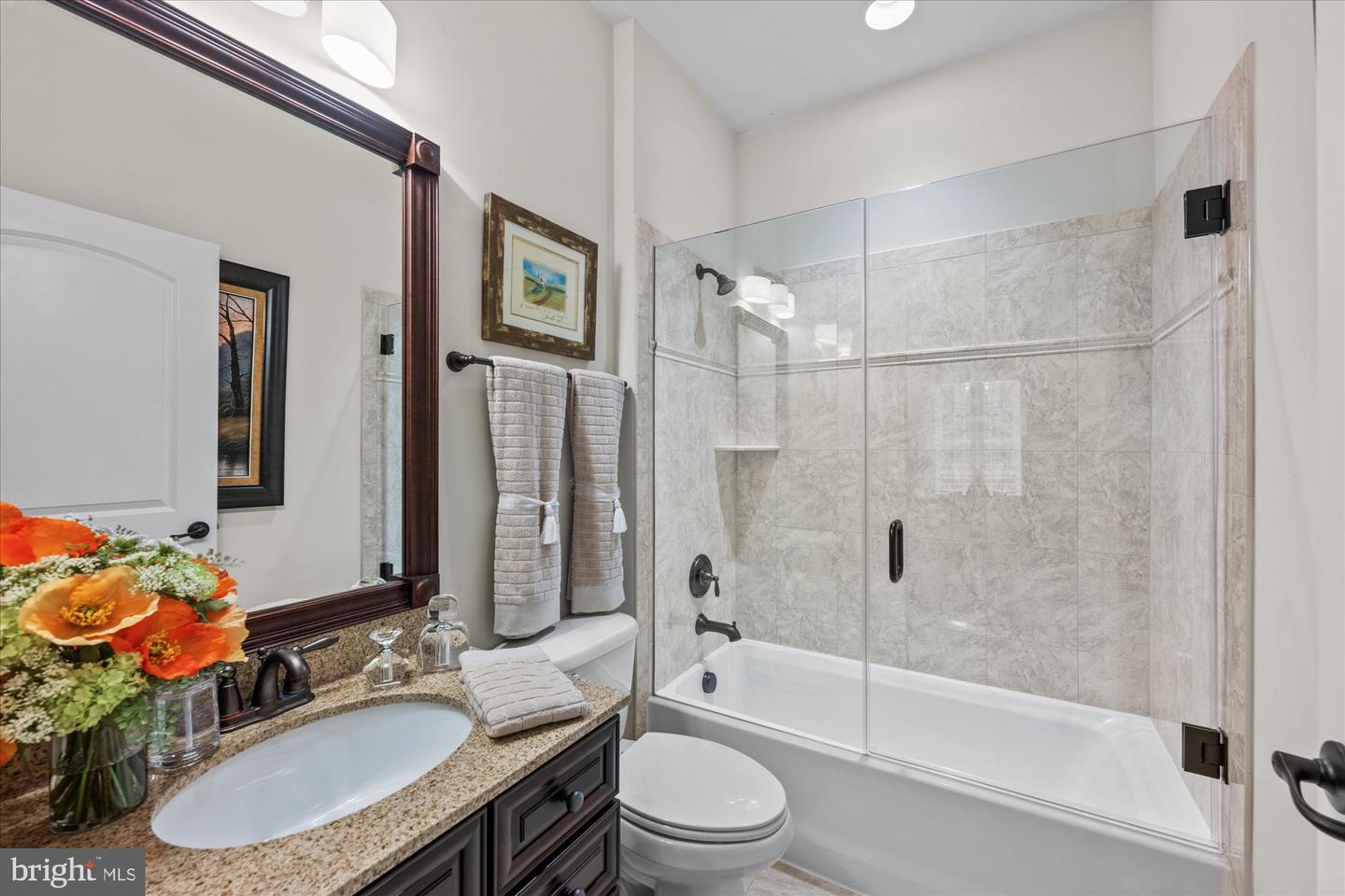 1678 Hunting Crest Way