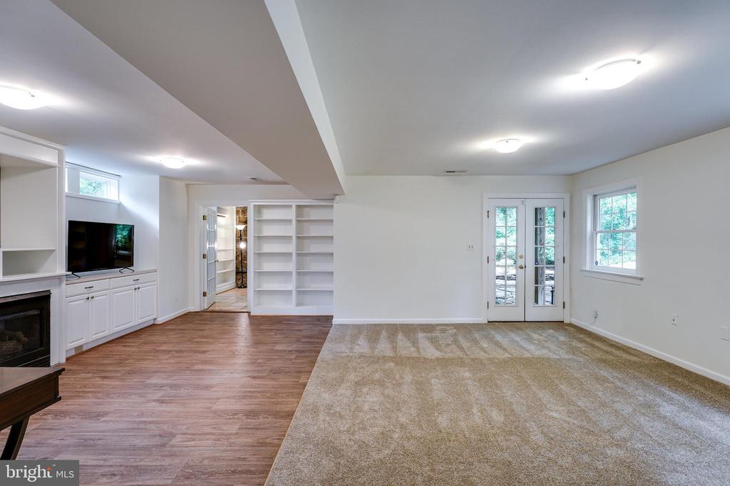 6732 BARON ROAD