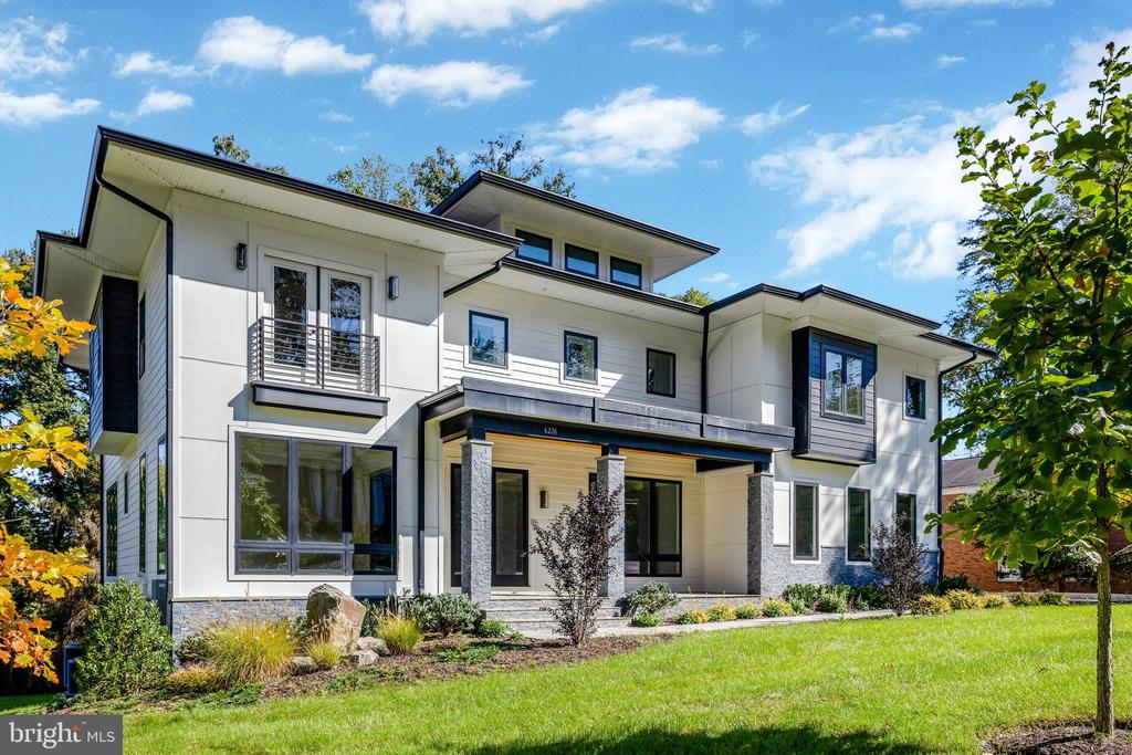 6226 KELLOGG DRIVE