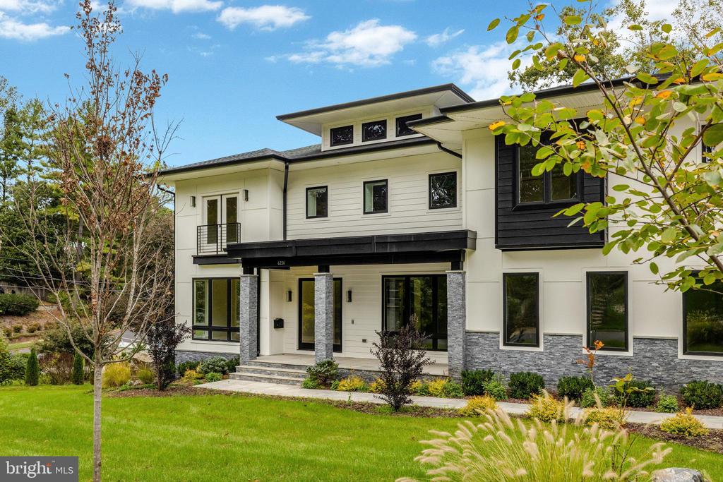 6226 KELLOGG DRIVE