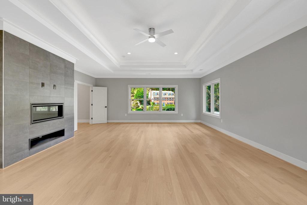 6226 KELLOGG DRIVE