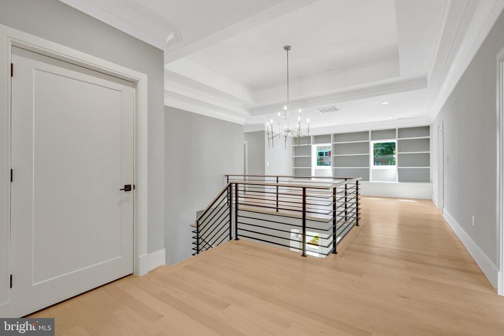 6226 KELLOGG DRIVE