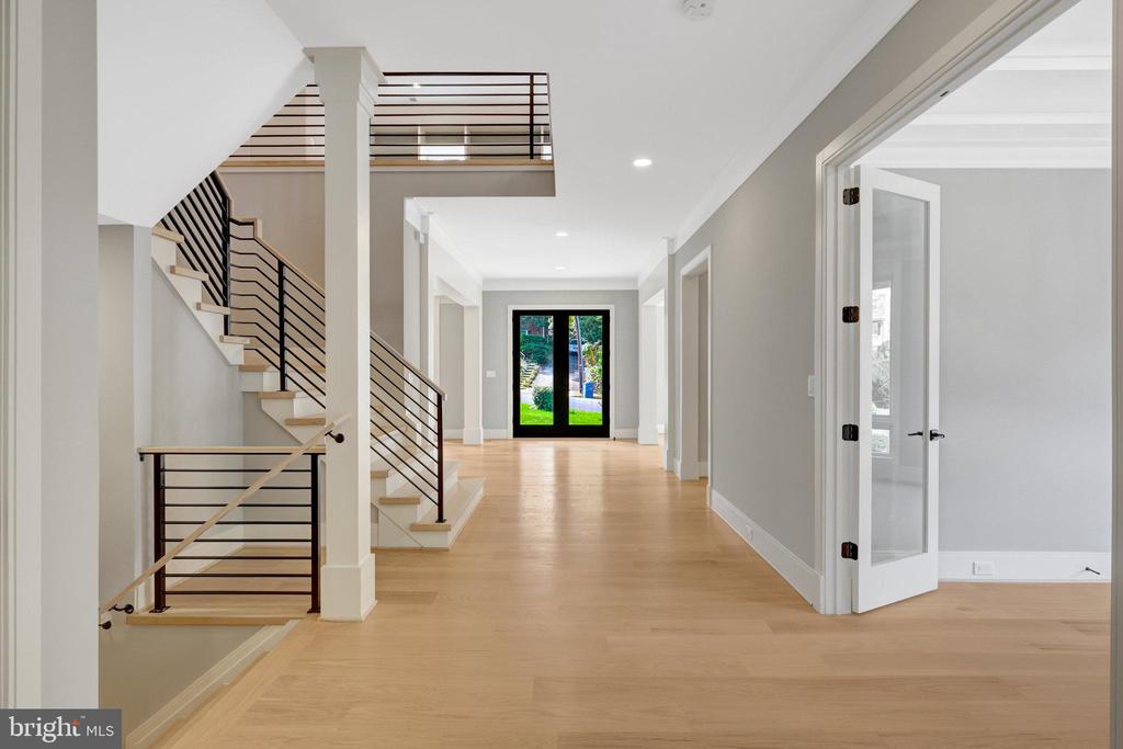 6226 KELLOGG DRIVE