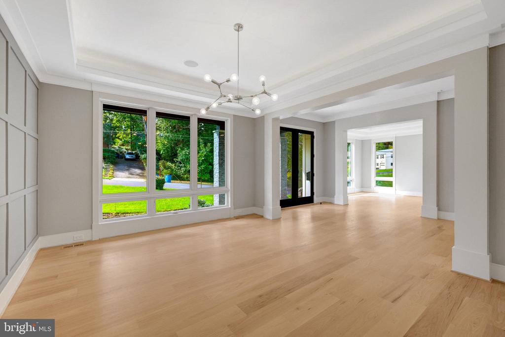 6226 KELLOGG DRIVE