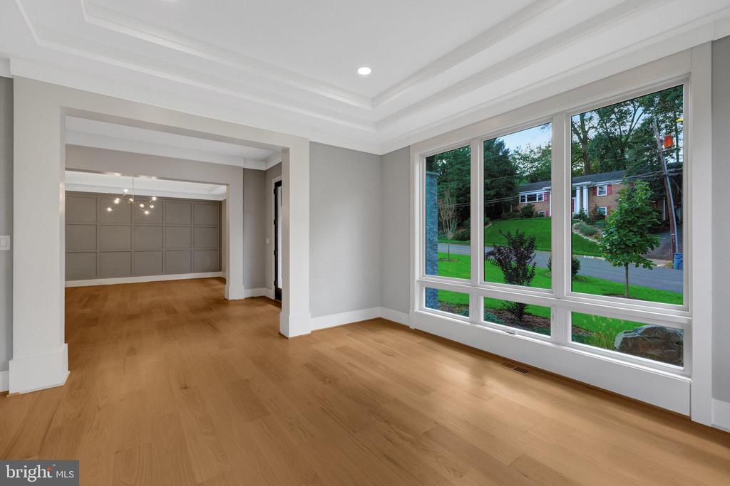 6226 KELLOGG DRIVE
