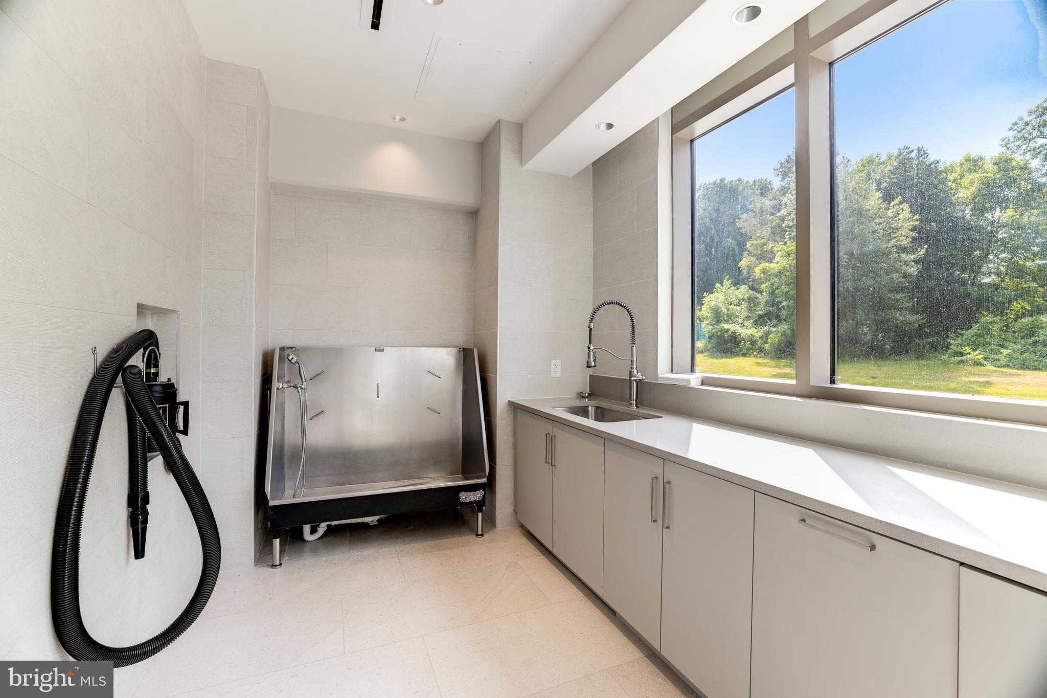 7887 JONES BRANCH DRIVE 1002