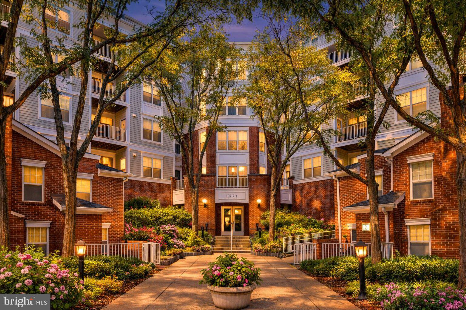 1625 INTERNATIONAL DRIVE 321