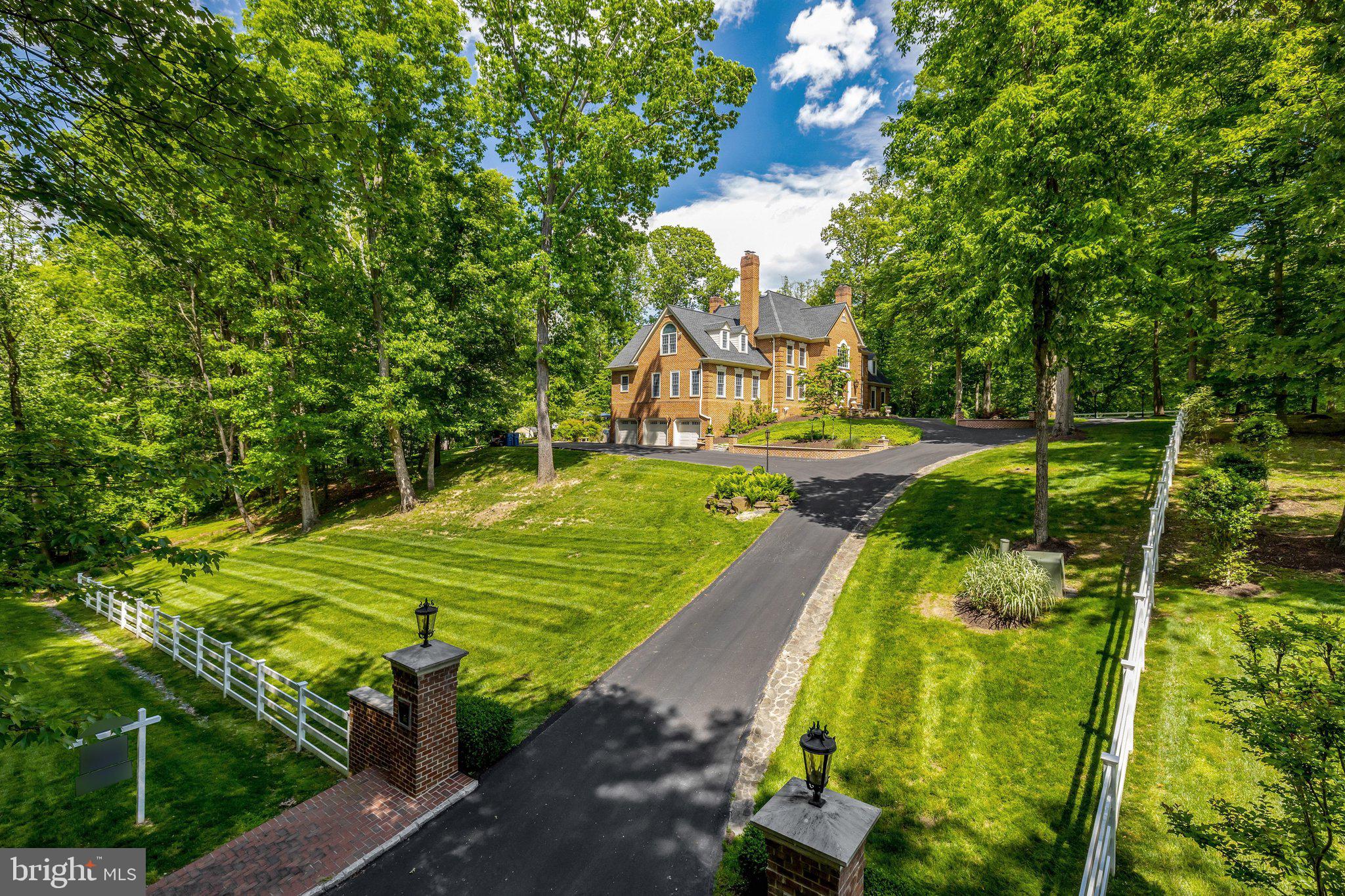 105 INTERPROMONTORY ROAD