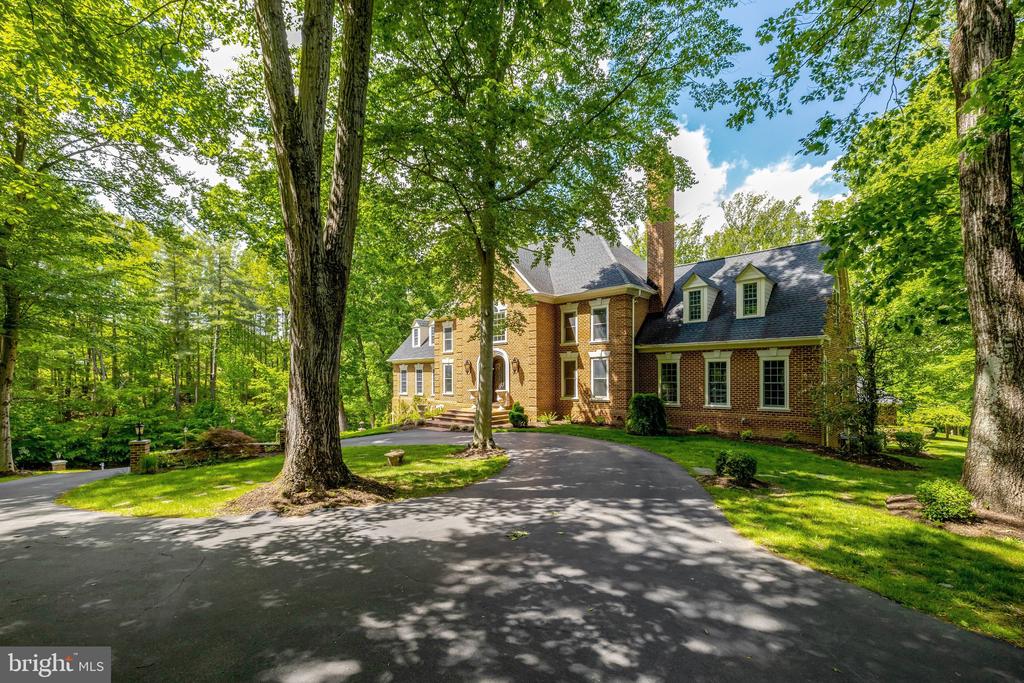 105 INTERPROMONTORY ROAD