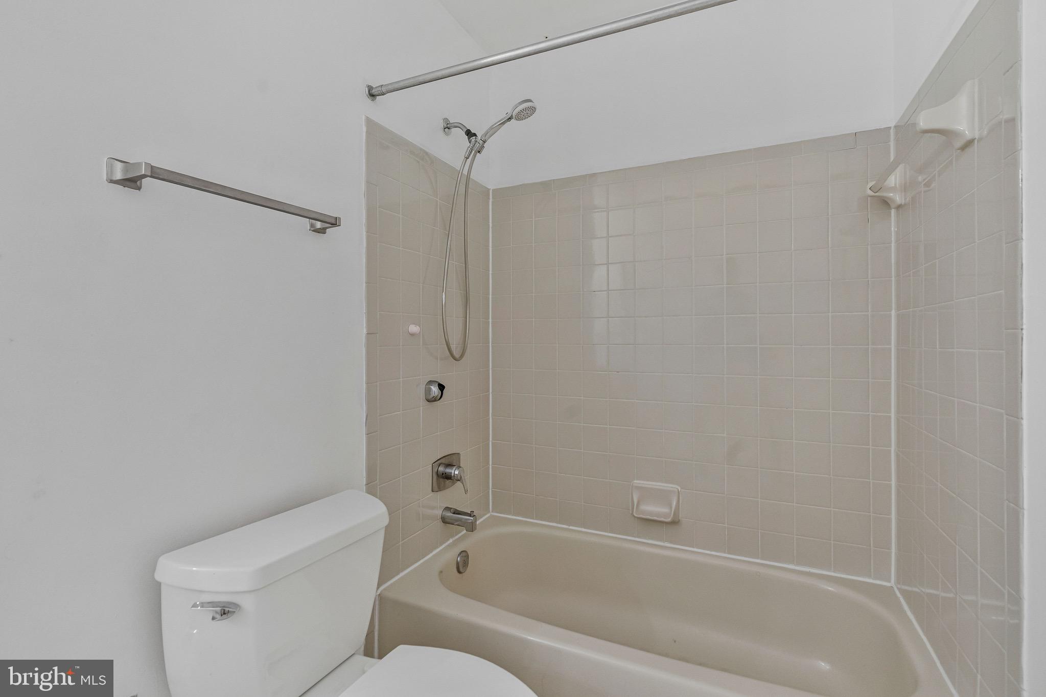 8505 JEFFERSONIAN COURT