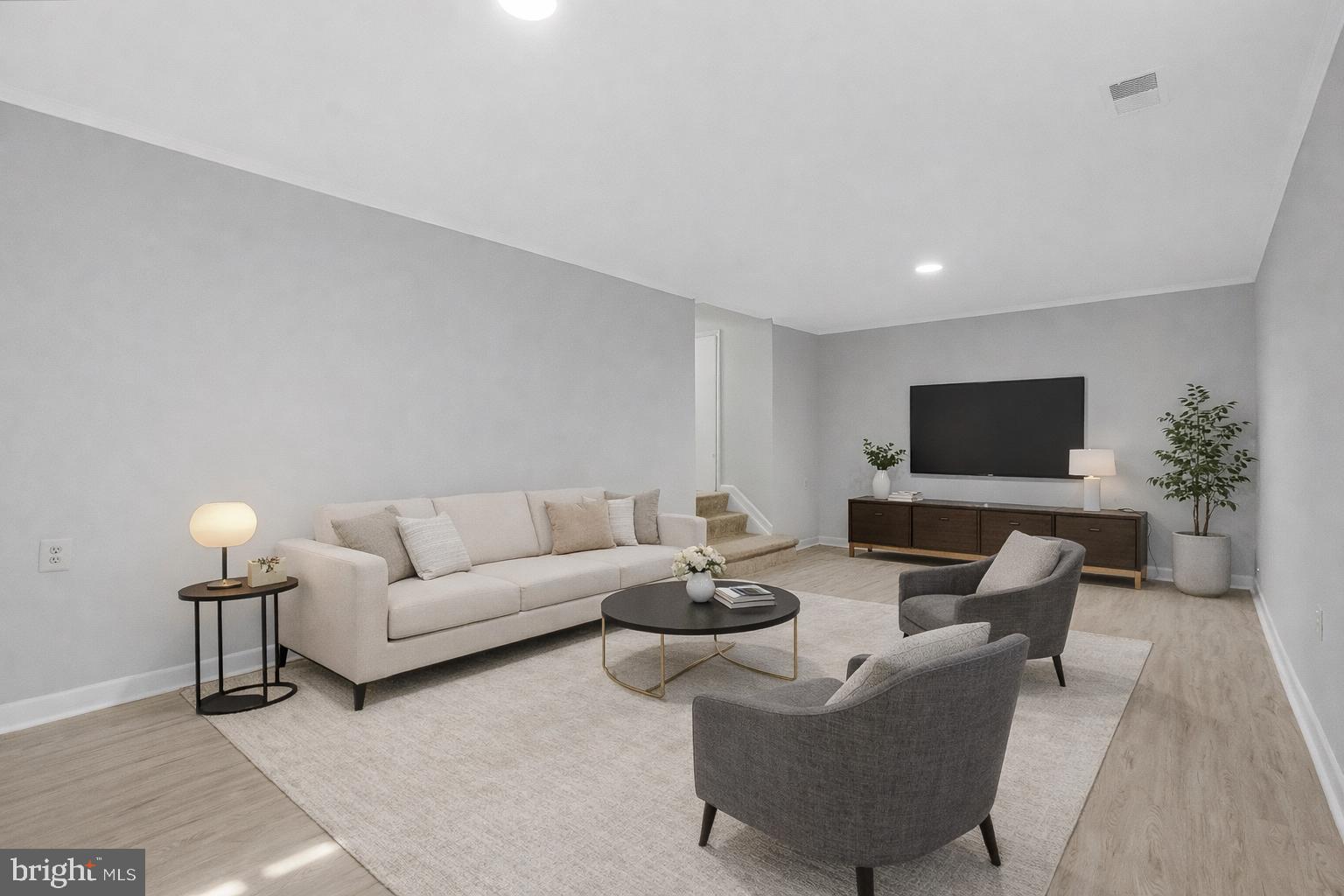 8505 JEFFERSONIAN COURT